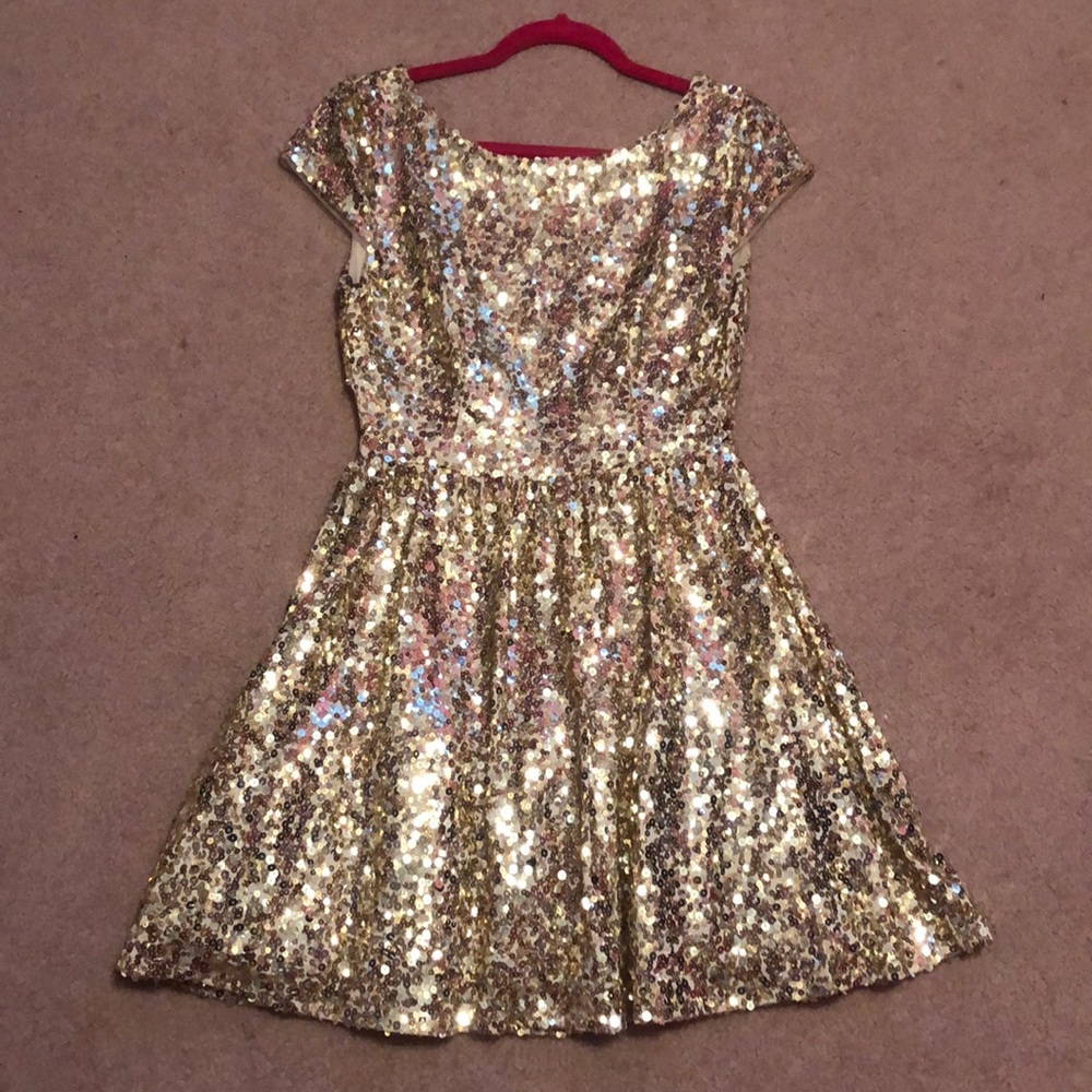 Sparkly short sleeved dress
